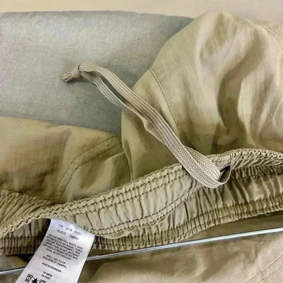 “Columbia” NWT Men’s Khaki/Tan Court Short w/ Pockets Regular Fit Size L - Picture 6 of 14